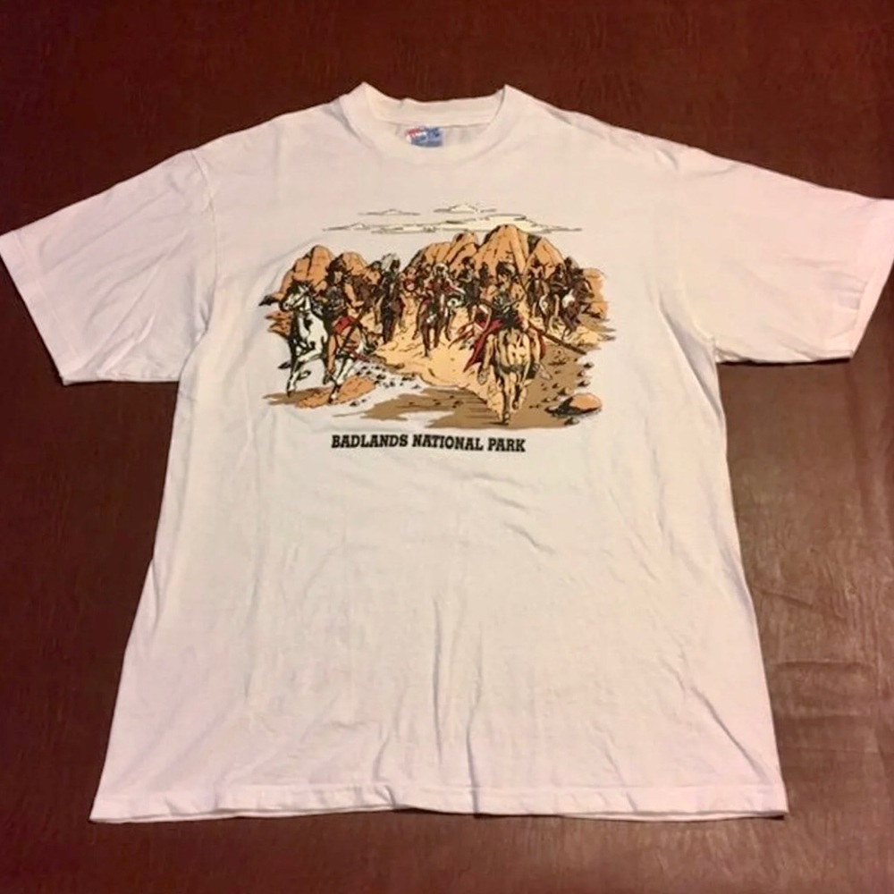 Vintage 1993 Badlands National Park South Dakota Native American T-Shirt Sz L